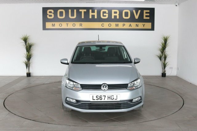 Volkswagen Polo 1.2 Tsi Match Edition Hatchback Silver #2