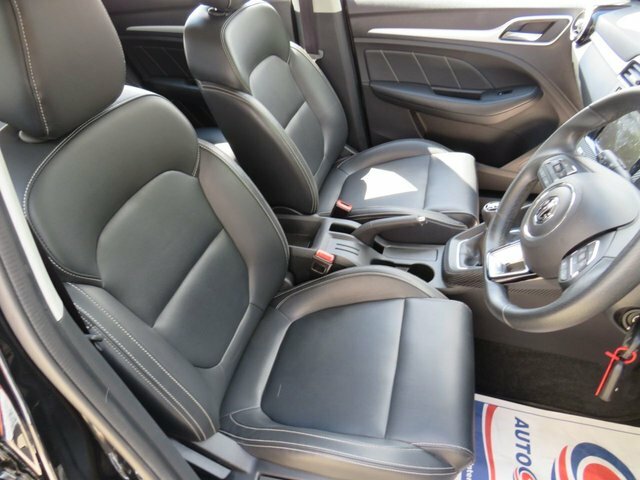 MG ZS 1.5 Vti-tech Exclusive Suv Euro Black #5