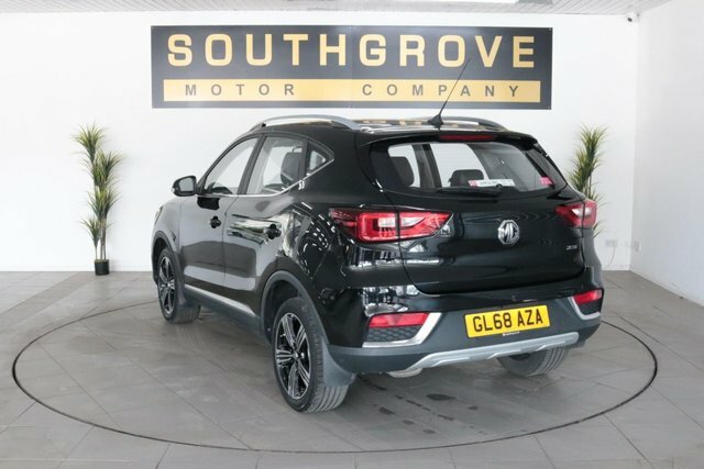 MG ZS 1.5 Vti-tech Exclusive Suv Euro Black #4