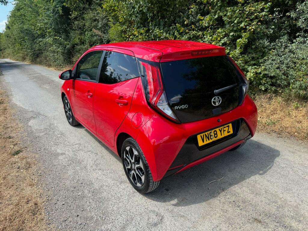 Toyota Aygo 1.0 Vvt-i X-plore Euro 6 Red #5
