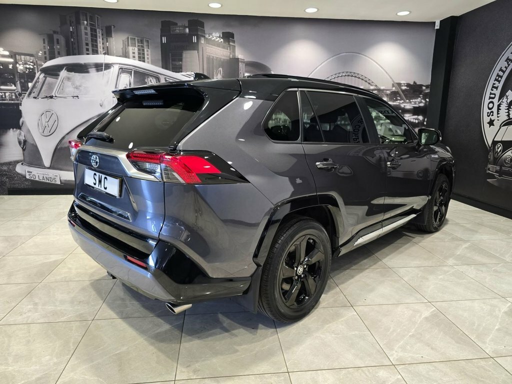 Toyota Rav 4 2.5L Dynamic MK70GBU Grey #3