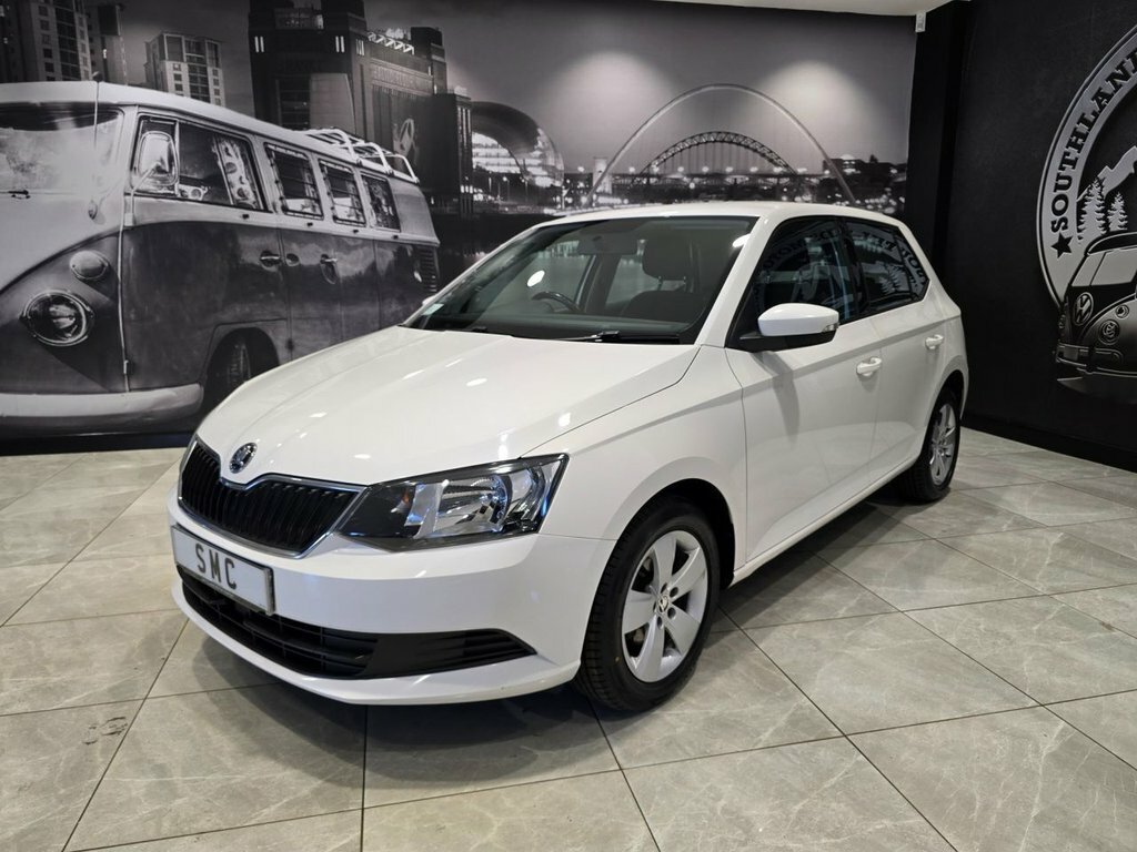 Skoda Fabia 1L Se White