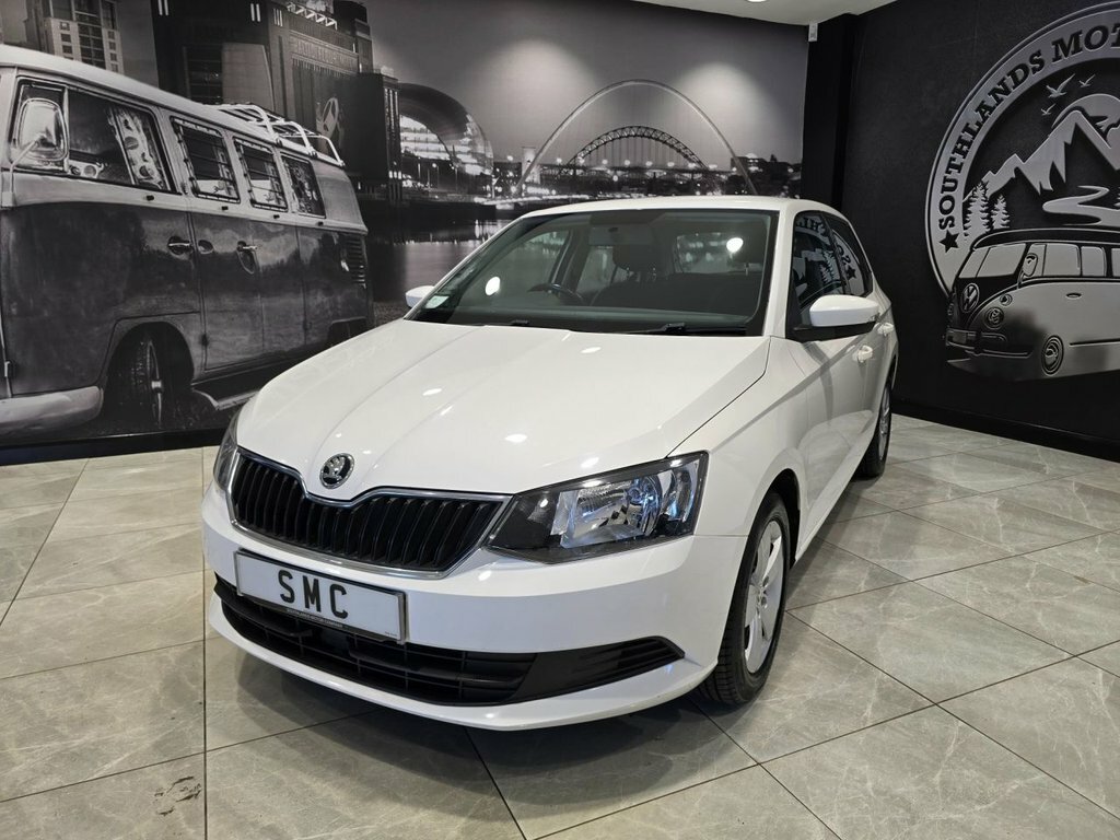 Skoda Fabia 1L Se White #5