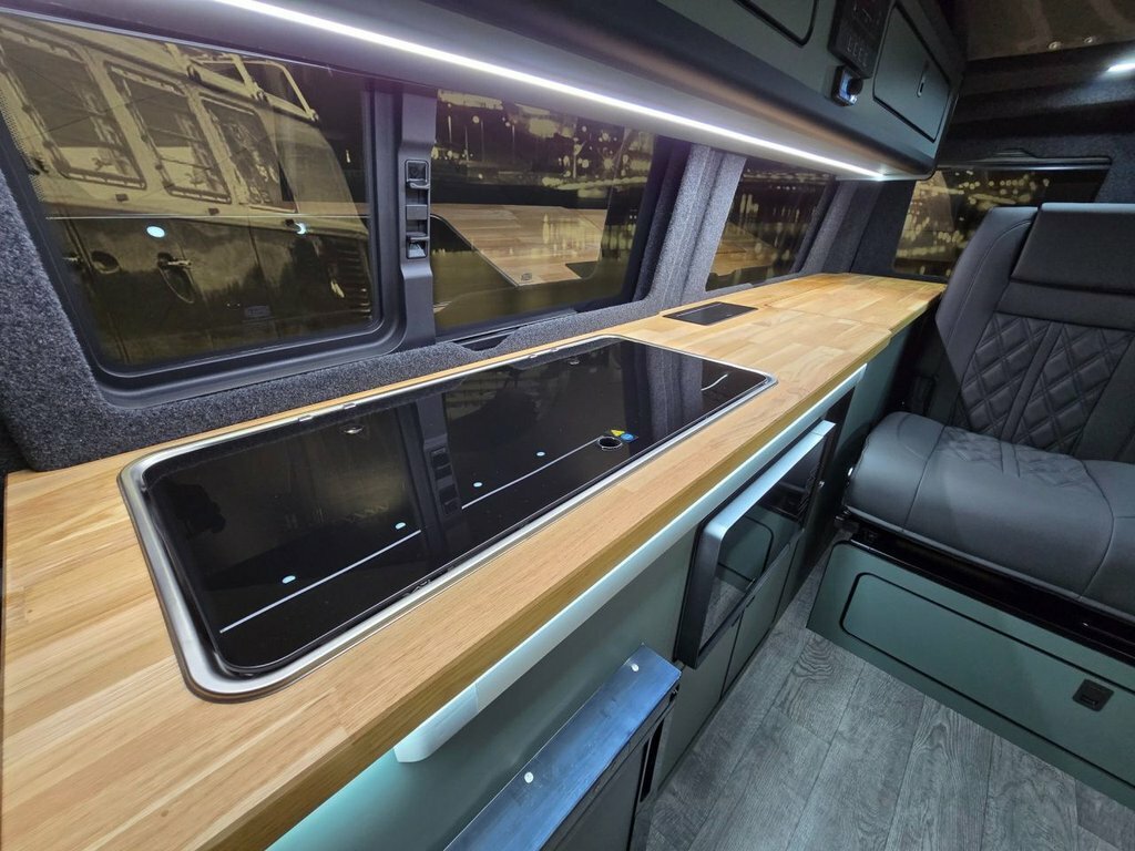 Volkswagen Campervan Swb Campervan With Aircon, Apple Car Play, White #21