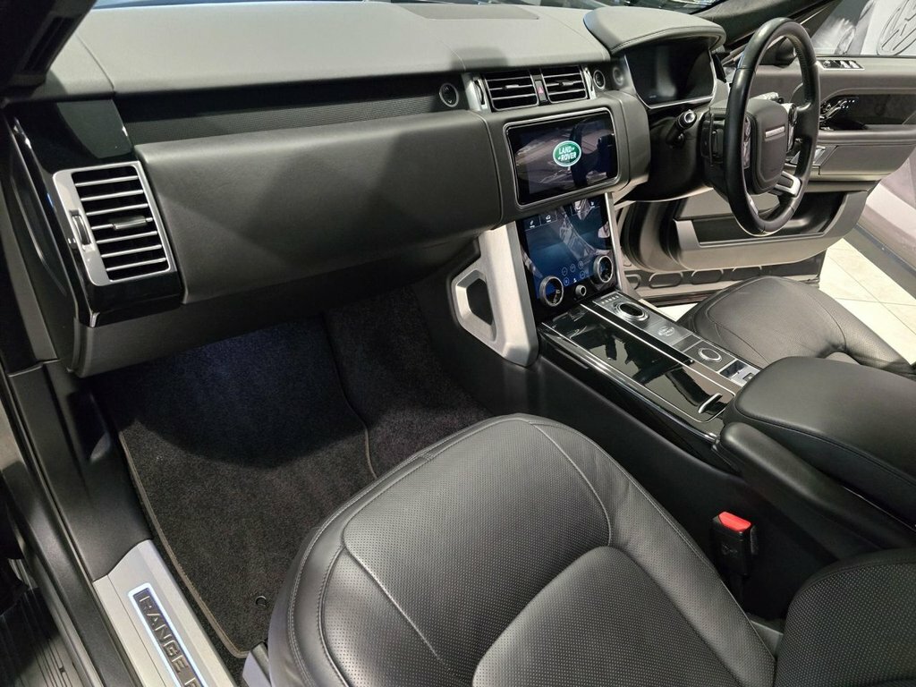 Land Rover Range Rover 3L Westminster Black Grey #2