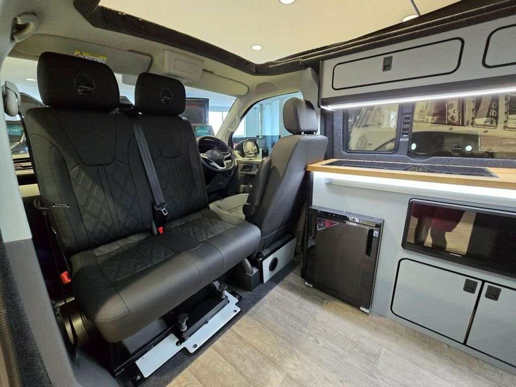 Volkswagen Transporter 2L Highline Grey #6
