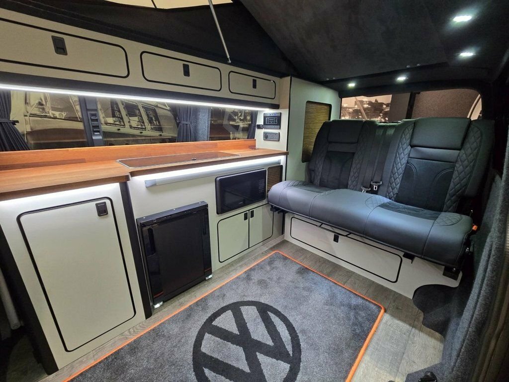 Volkswagen Transporter 2L Highline Grey #2