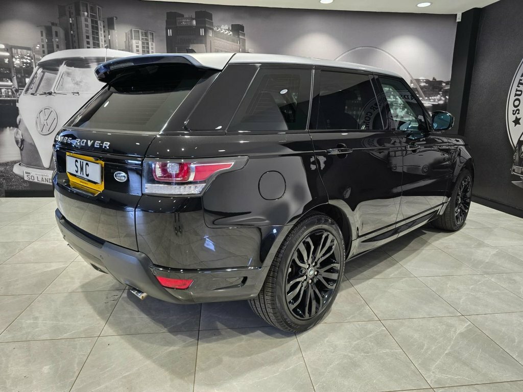 Land Rover Range Rover Sport 4.4L Dynamic Black #3