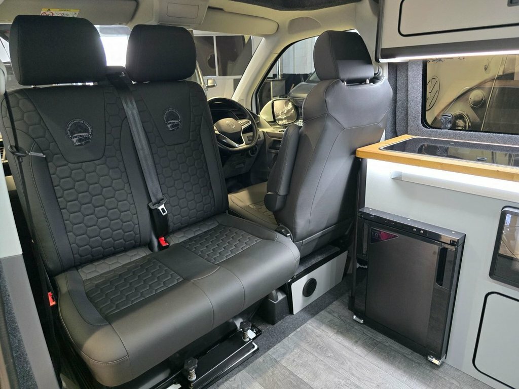 Volkswagen Transporter Mpv Grey #8