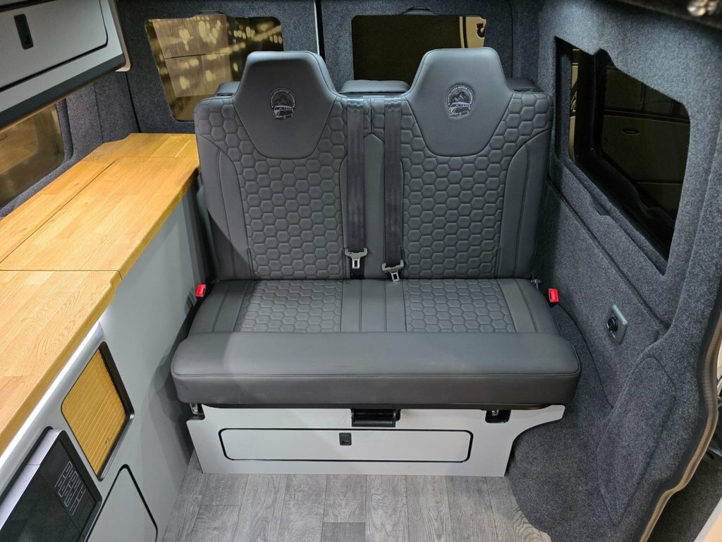 Volkswagen Transporter Mpv Grey #23