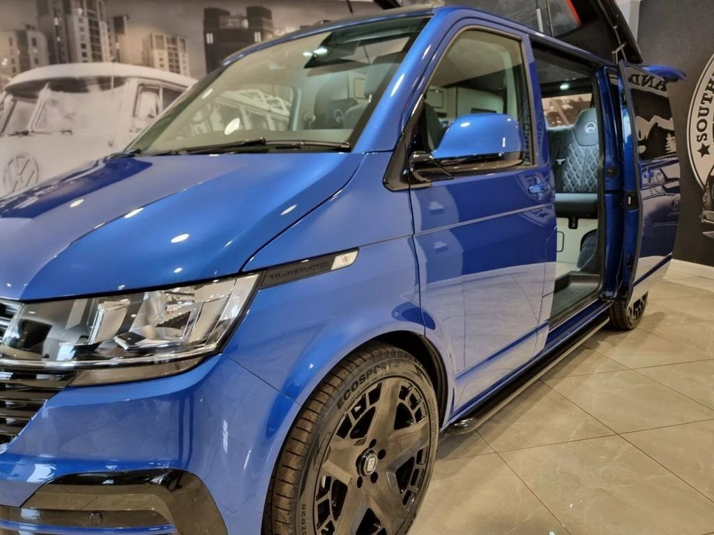 Volkswagen Transporter 2L Highline Blue #6