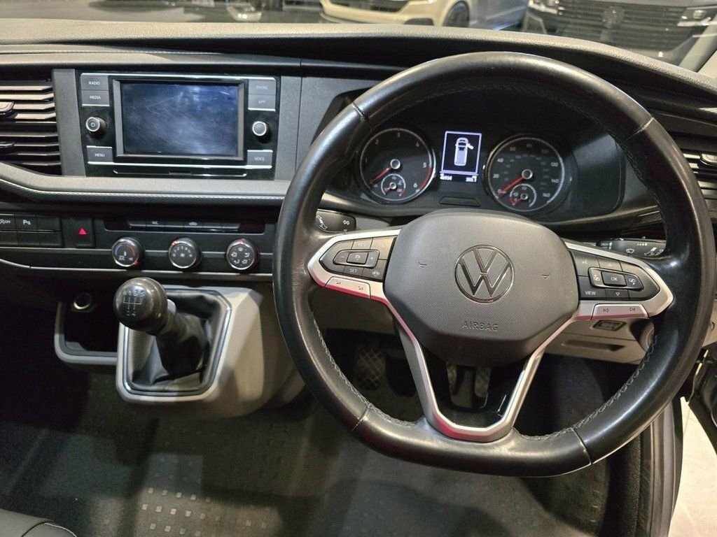 Volkswagen Campervan Stunning Two-tone Swb Campervan With Single White #36