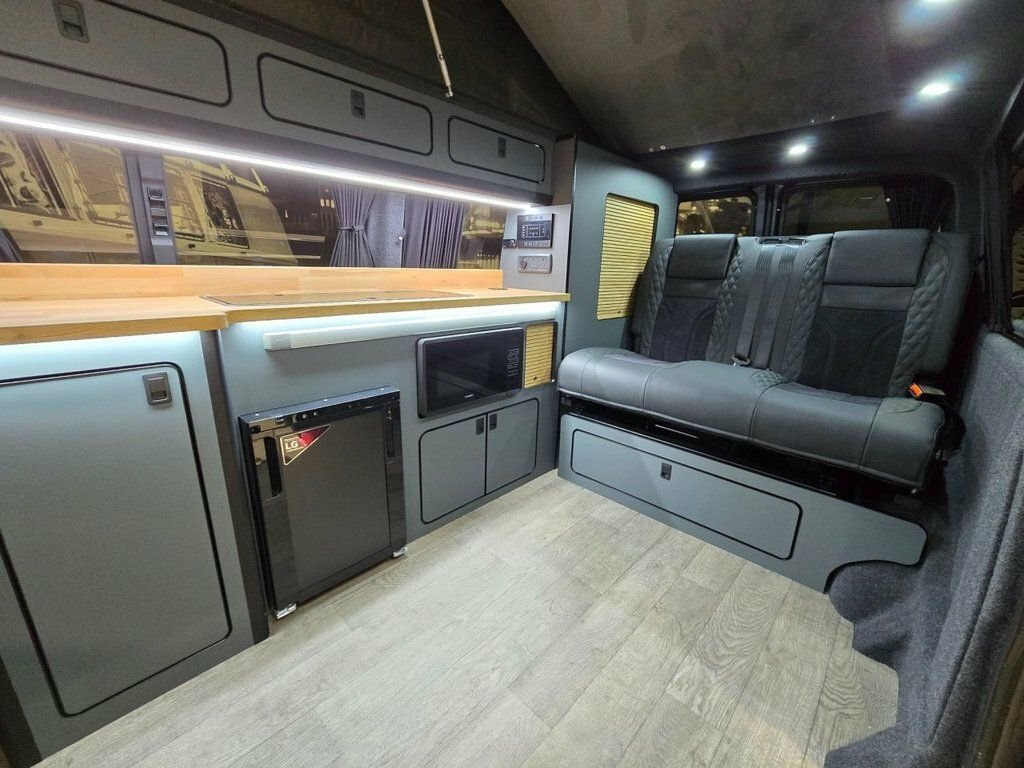 Volkswagen Campervan 2L Highline Grey #2
