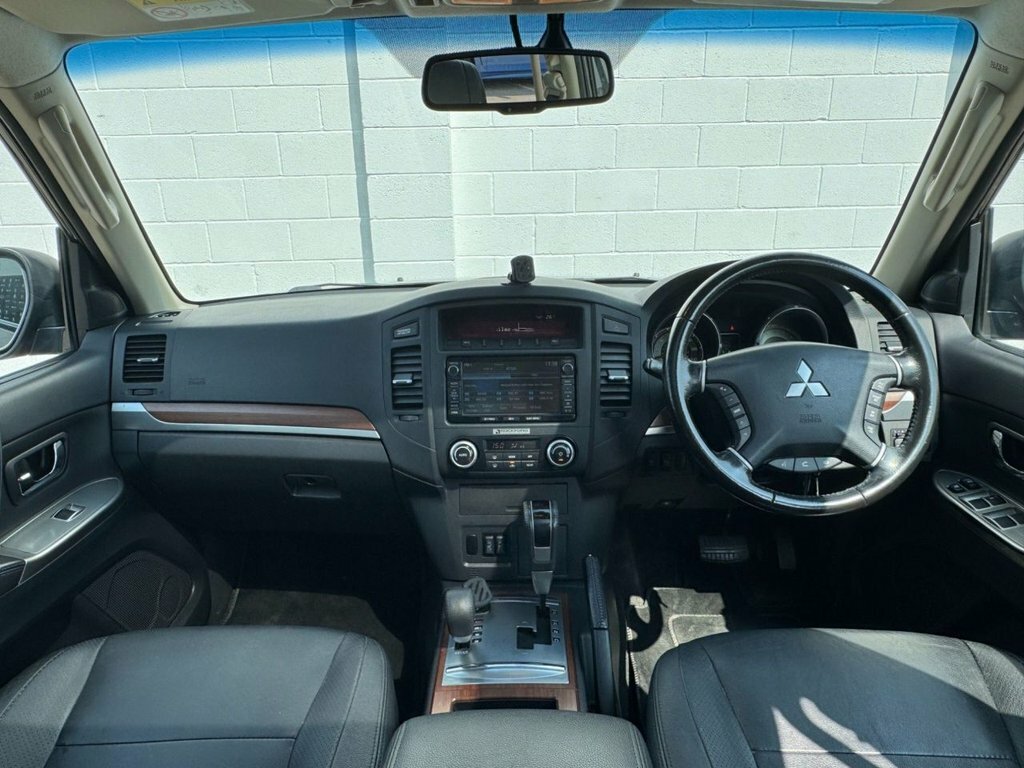 Mitsubishi Shogun 3.2L Sg3 Black #2