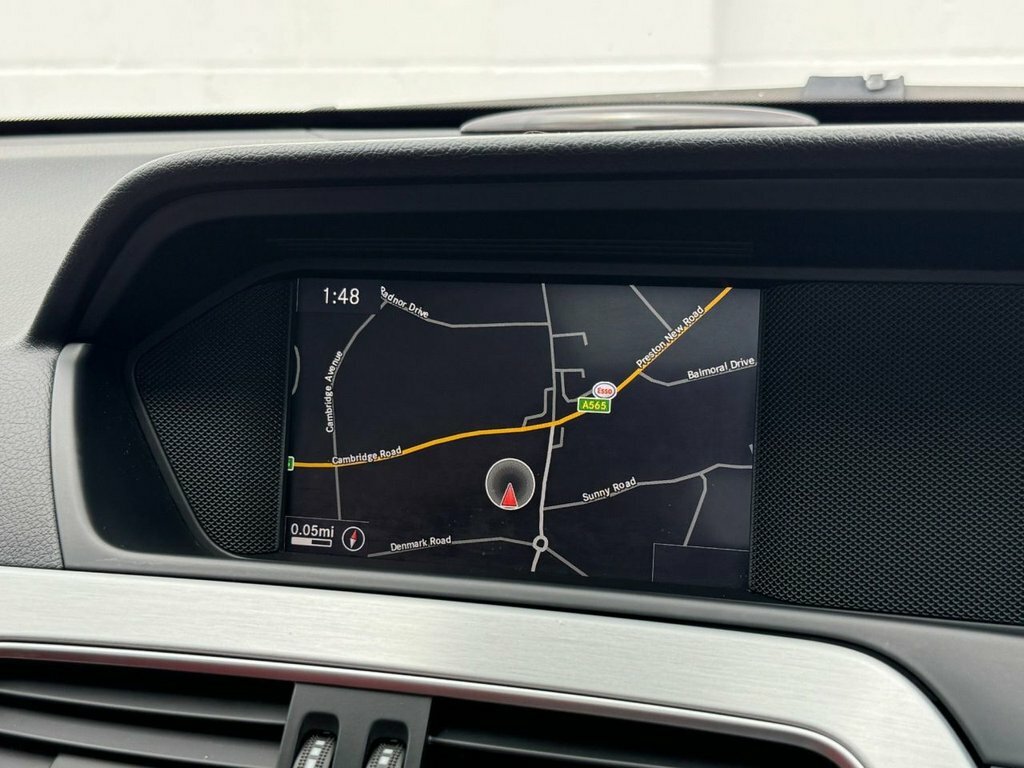 Mercedes-Benz C Class 1.6 C180 Blueefficiency Amg White #29