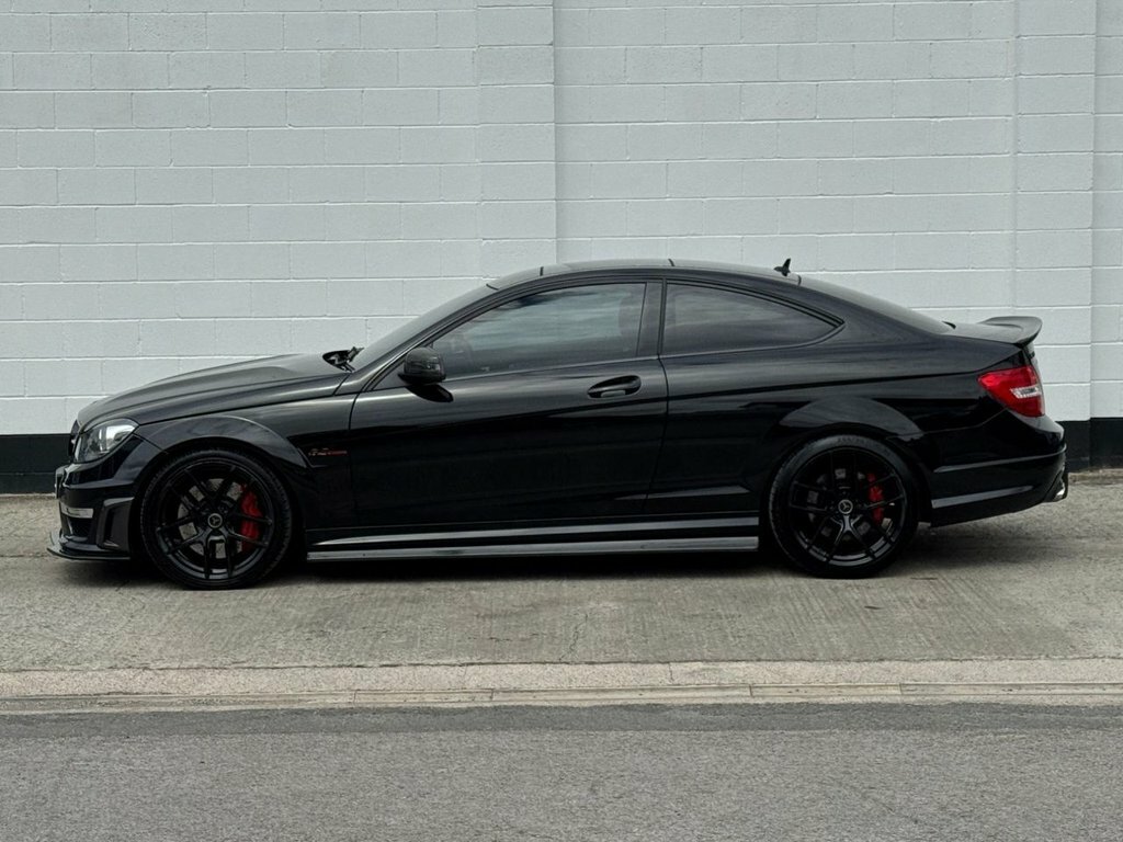 Mercedes-Benz C Class 6.3L Amg Edition 125 Black #4