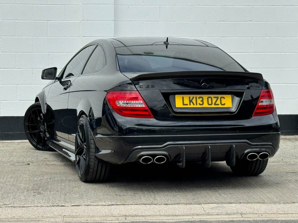 Mercedes-Benz C Class 6.3L Amg Edition 125 Black #3