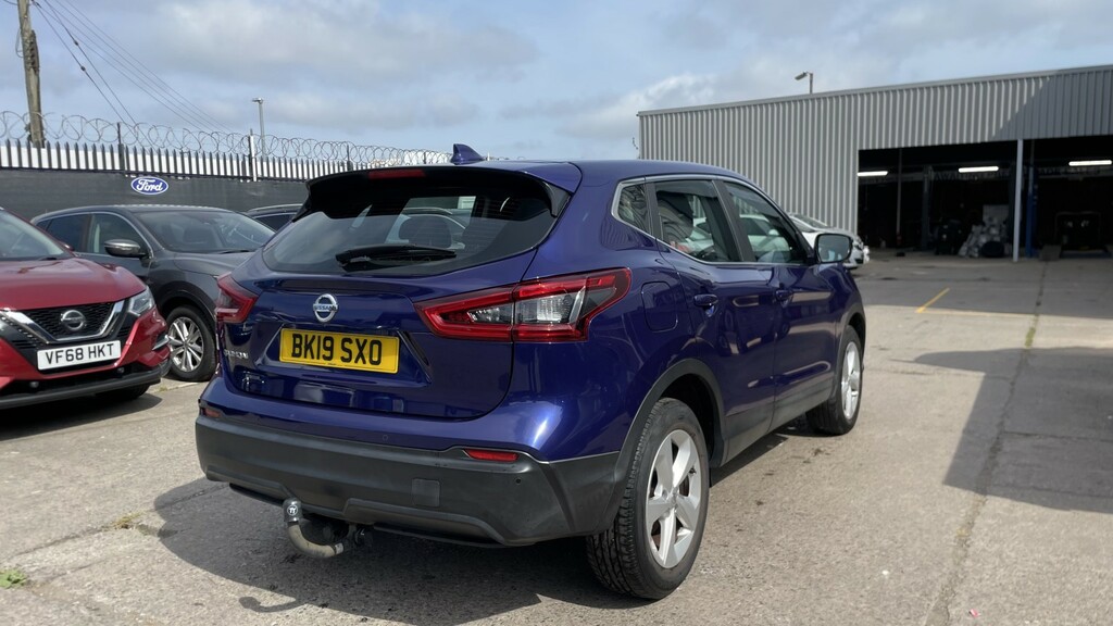 Nissan Qashqai Suv 1.3 Dig-t Acenta Premium 201919 BK19SXO Blue #5