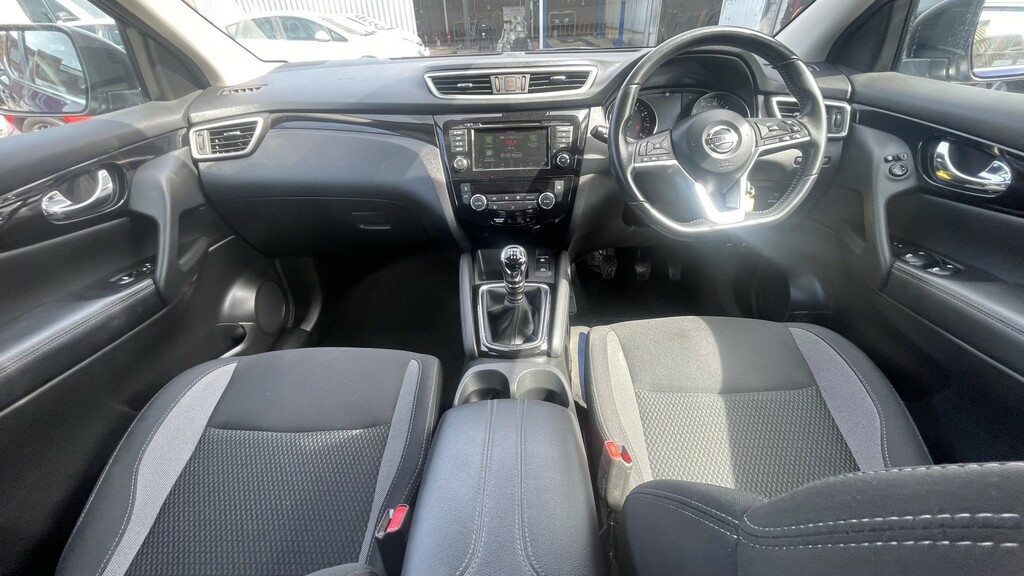Nissan Qashqai Suv 1.3 Dig-t Acenta Premium 201919 BK19SXO Blue #4