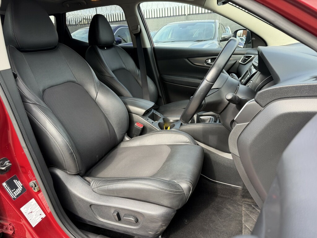 Nissan Qashqai Suv 1.3 Dig-t Tekna 201968 VF68HKT Red #2