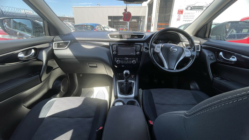 Nissan Qashqai Suv 1.5 Dci N-tec 201564 Black #4