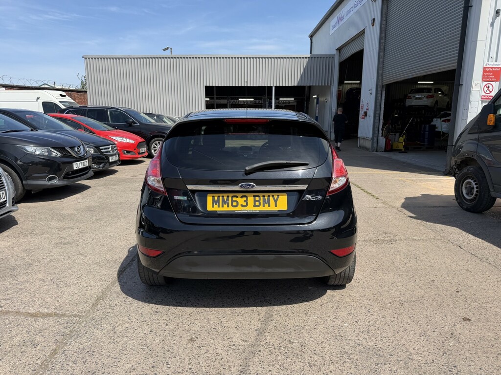 Ford Fiesta Hatchback 1.0 T Ecoboost Titanium 201363 Black #6
