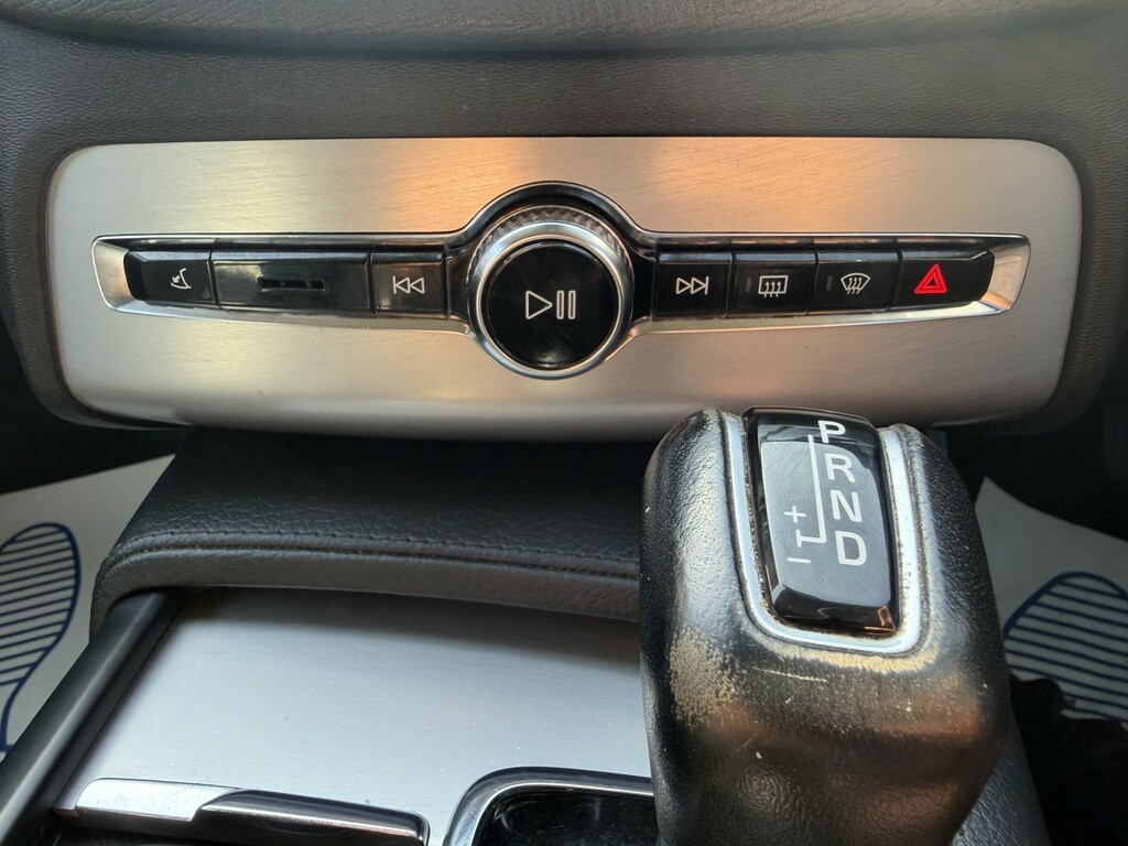 Volvo XC90 2.0 T5 250 Momentum Pro Awd Geartronic #32