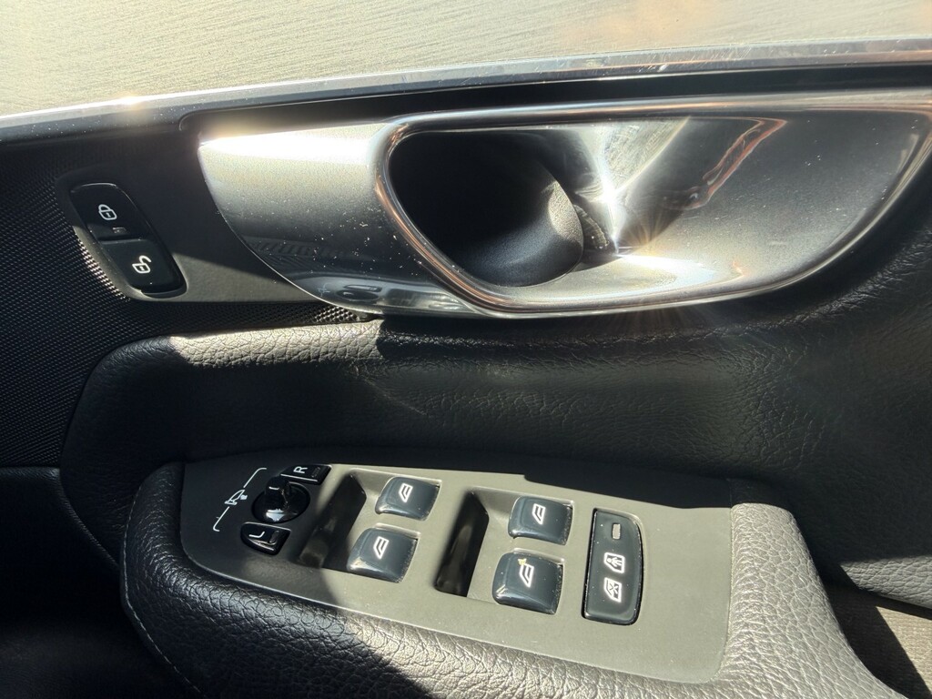 Volvo XC90 2.0 T5 250 Momentum Pro Awd Geartronic #28