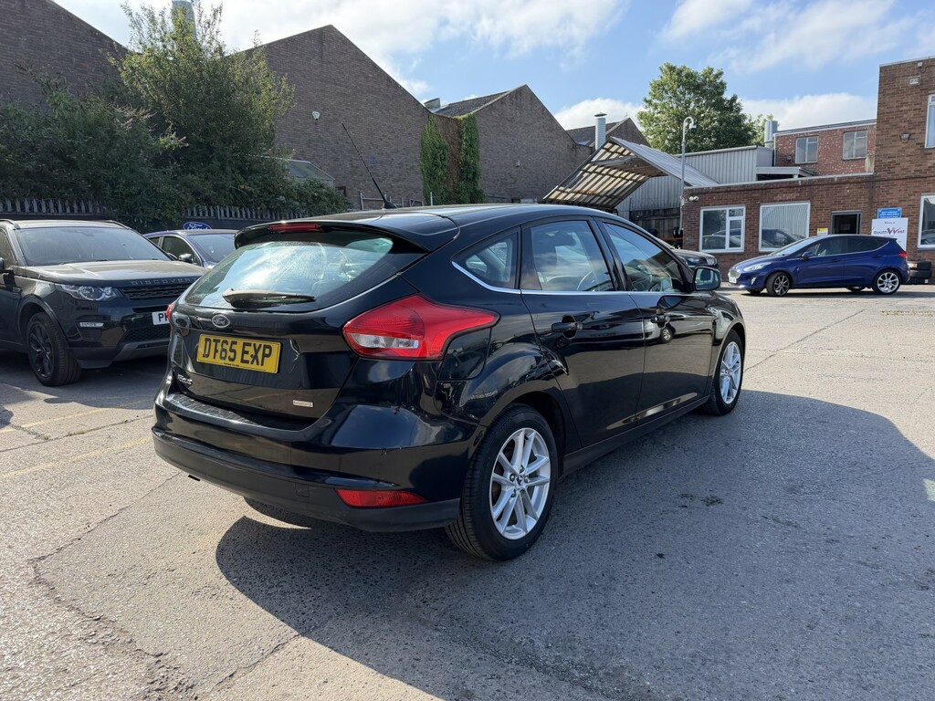 Ford Focus Hatchback 1.0 T Ecoboost Zetec 201665 Black #5