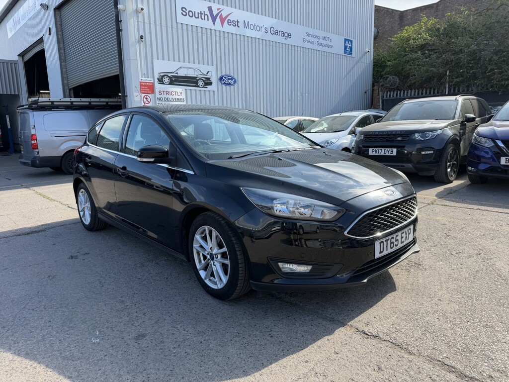Ford Focus Hatchback 1.0 T Ecoboost Zetec 201665 Black