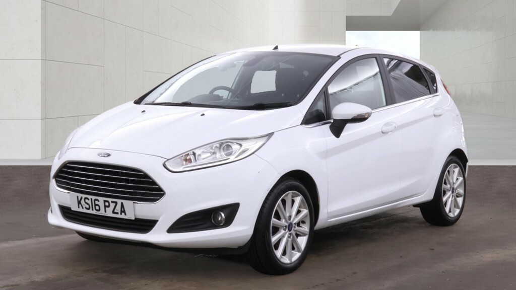 Ford Fiesta Hatchback 1.0 T Ecoboost Titanium 201616 White #2