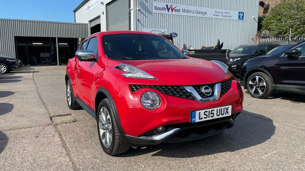 Nissan Juke 1.2 Dig-t Tekna Red