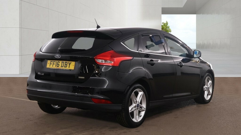 Ford Focus 1.0 T Ecoboost Titanium Black #4