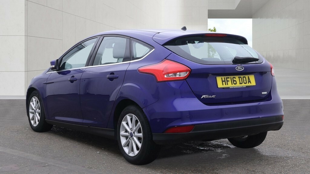 Ford Focus Hatchback 1.0 T Ecoboost Titanium 201616 HF16DOA Blue #3