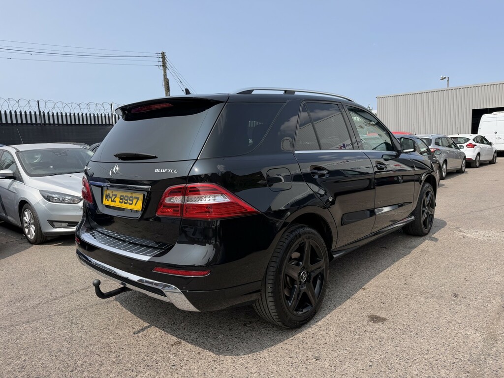Mercedes-Benz M Class Suv 3.0 Ml350 V6 Bluetec Amg Line 201515 Black #5