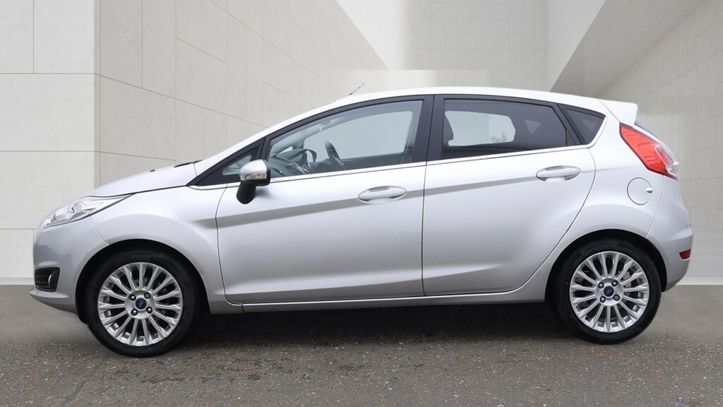 Ford Fiesta Hatchback 1.0 T Ecoboost Titanium 201363 Silver #6