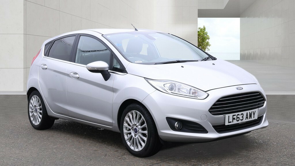 Ford Fiesta Hatchback 1.0 T Ecoboost Titanium 201363 Silver