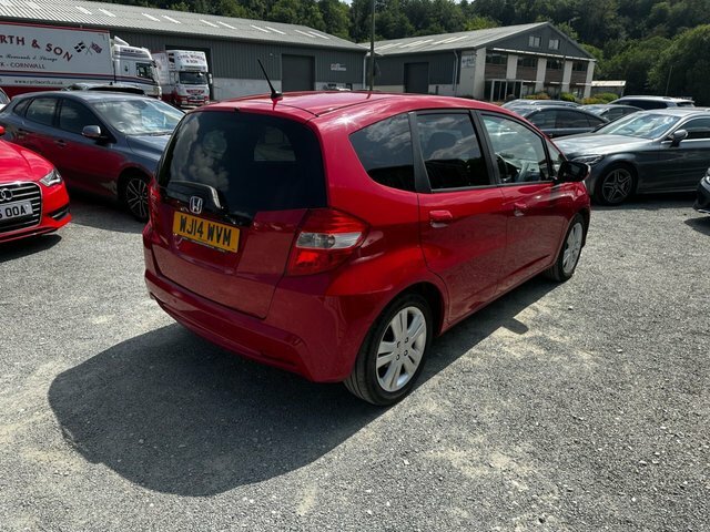 Honda Jazz I-vtec Es Plus Hatchback Red #6