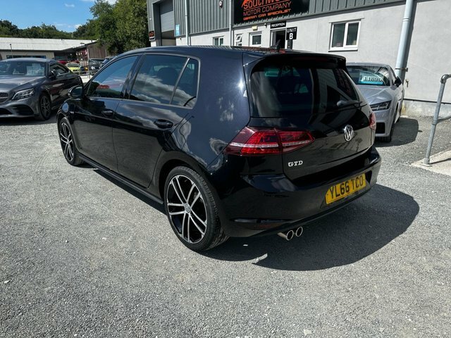 Volkswagen Golf Tdi Bluemotion Tech Gtd Black #4