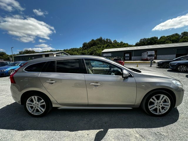 Volvo V60 1.6 D2 R-design Euro Grey #7