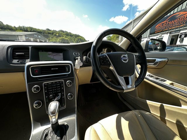 Volvo V60 1.6 D2 R-design Euro Grey #9