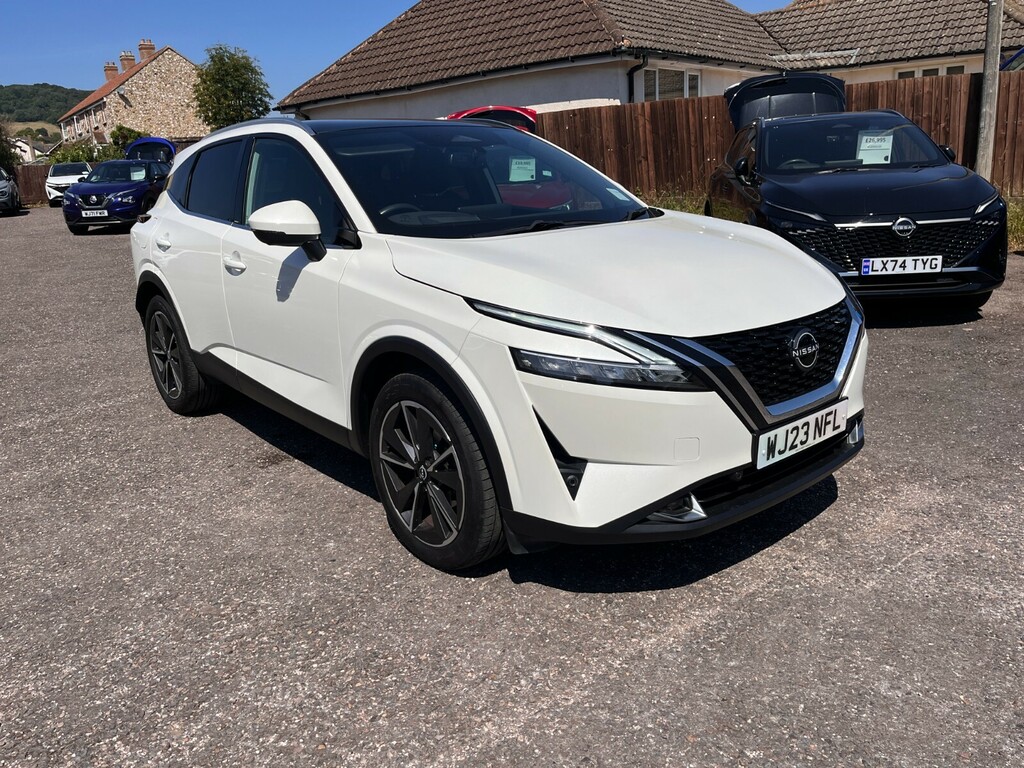 Nissan Qashqai 1.3 Dig-t Mh Tekna WJ73NFL White