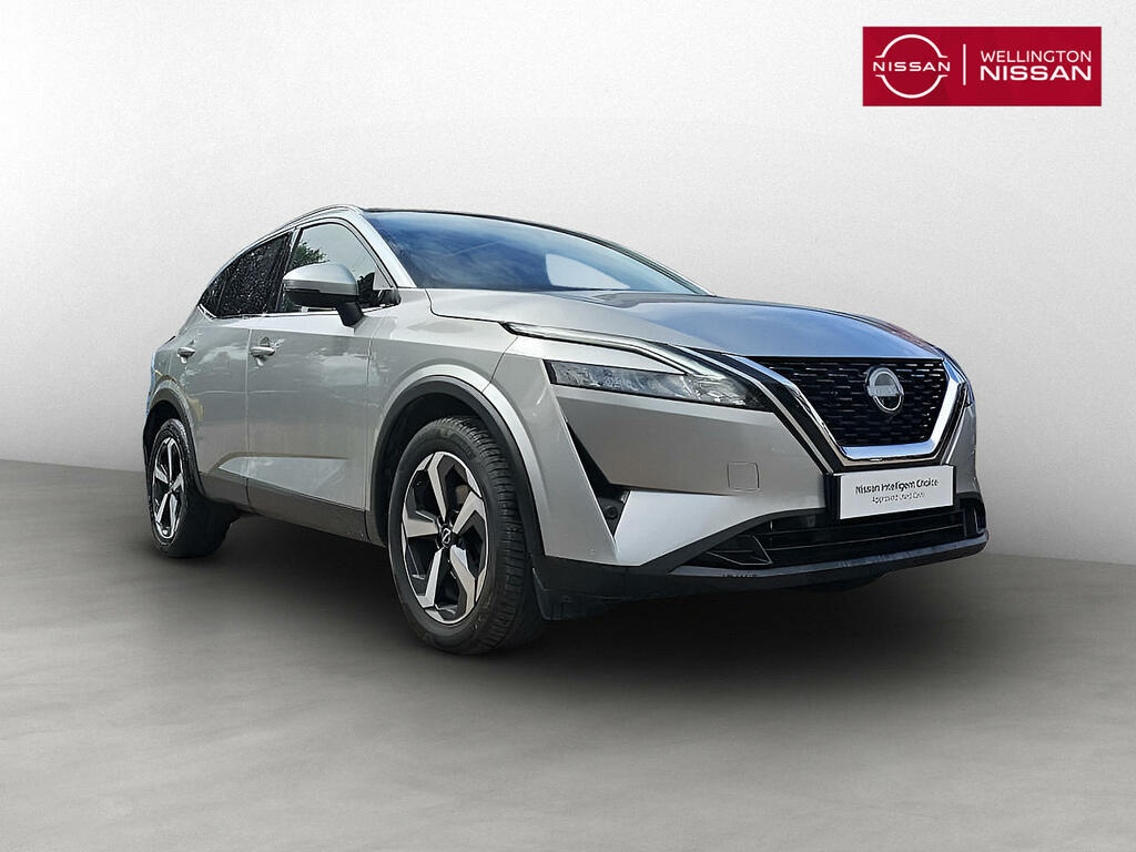 Nissan Qashqai 1.3 Dig-t Mh N-connecta WG72HVC Silver