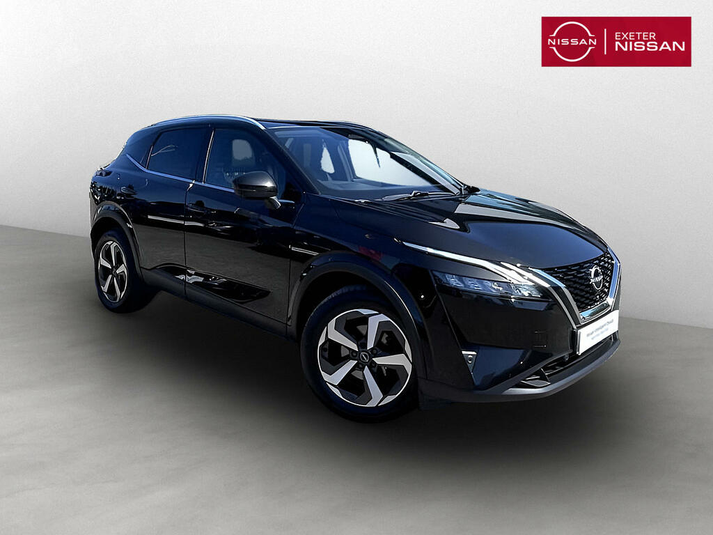 Nissan Qashqai 1.3 Dig-t Mh 158 N-connecta Xtronic Black