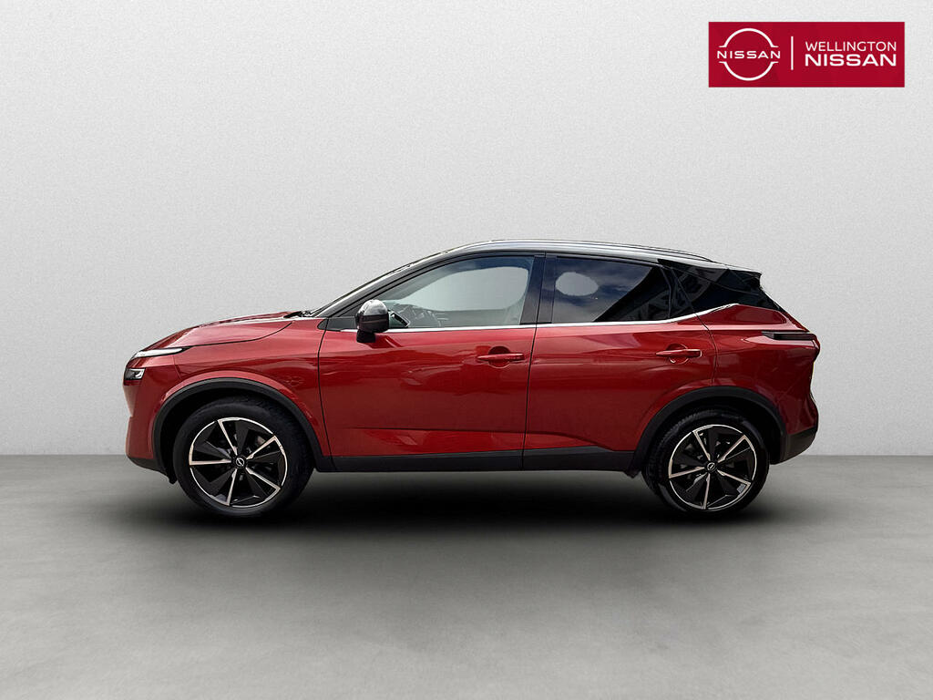 Nissan Qashqai 1.3 Dig-t Mh Tekna Red #4