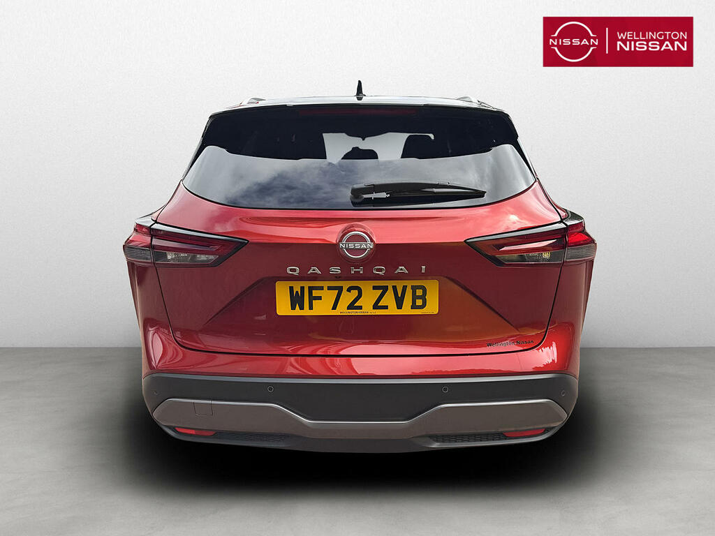 Nissan Qashqai 1.3 Dig-t Mh Tekna Red #6