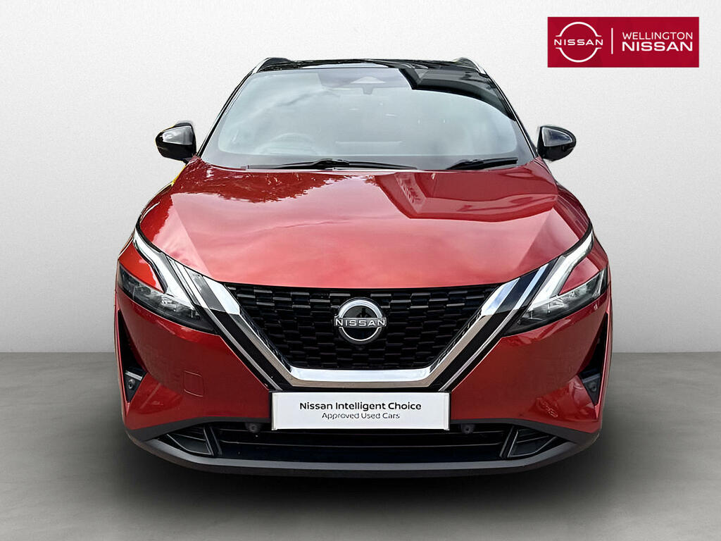Nissan Qashqai 1.3 Dig-t Mh Tekna Red #2
