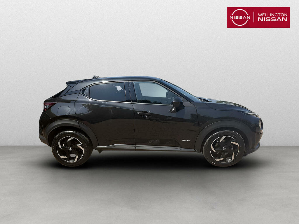 Nissan Juke 1.6 Hybrid N-connecta Black #2
