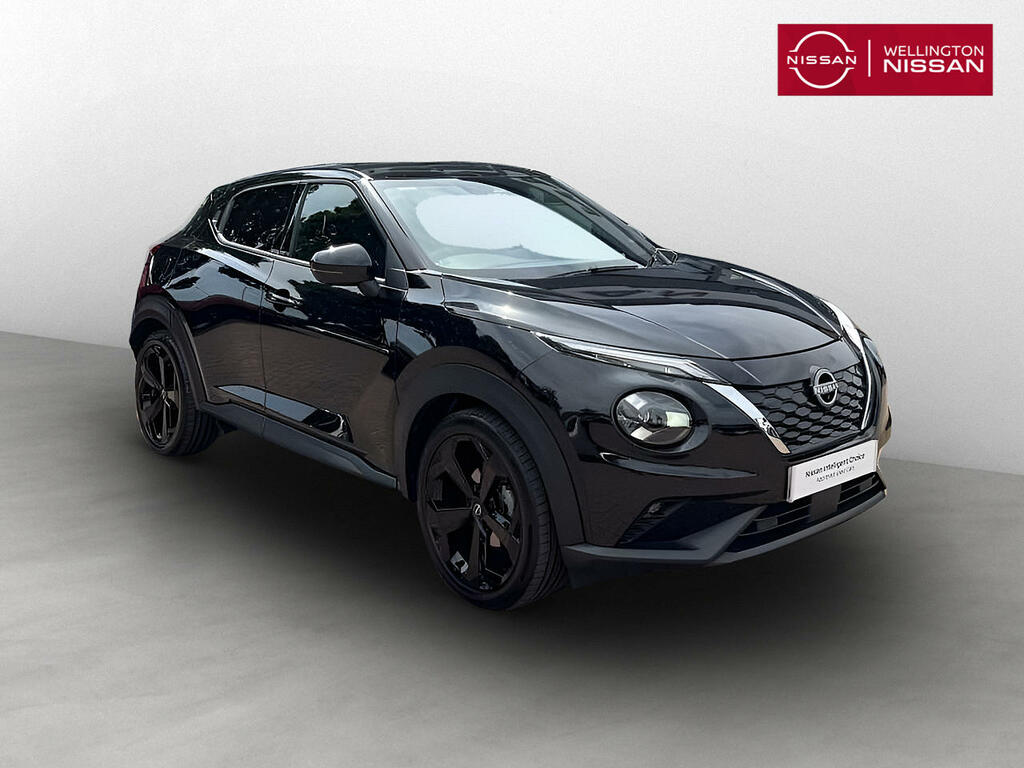Nissan Juke 1.6 Hybrid Tekna OX25NDE Black