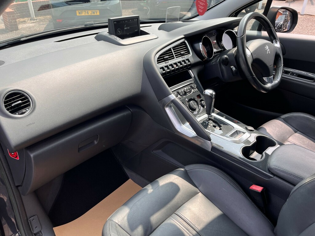 Peugeot 3008 1.6 E Brown #31